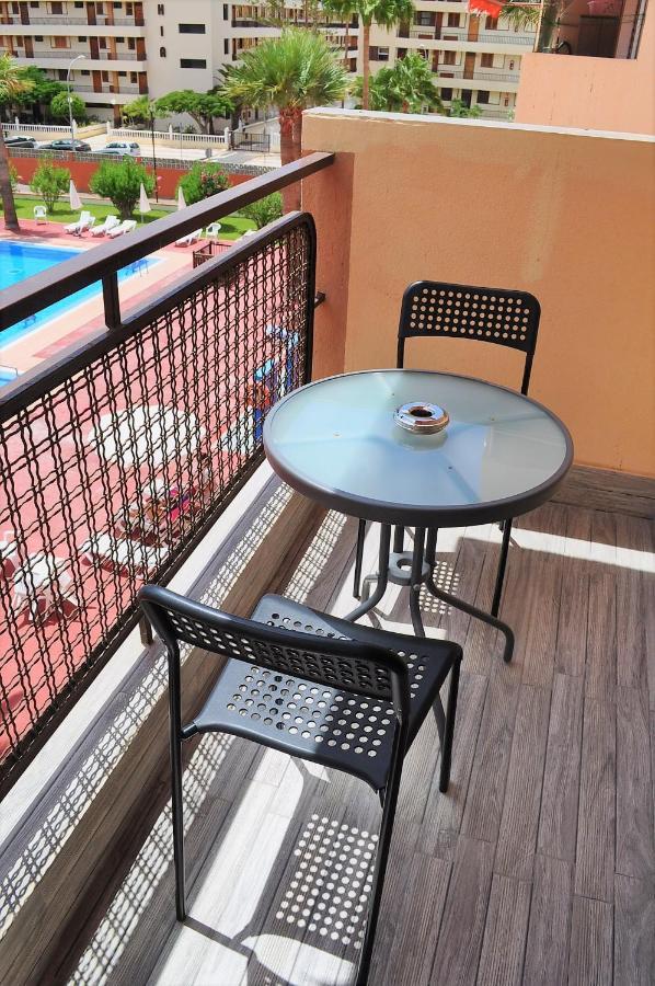 Cris Sol Apartments Los Cristianos  Exteriör bild